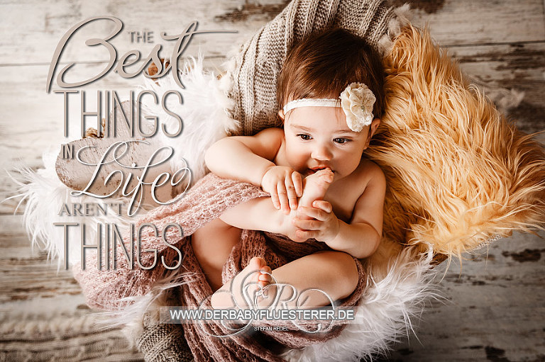 www.derbabyfluesterer.de_babyfotos_Emily_140704_041_text