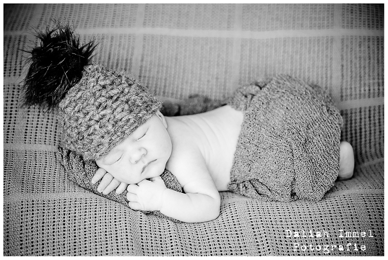 Natürliche Familien- und Babyfotografie Wiesbaden Westerwald Neugeborenenfotografie-004