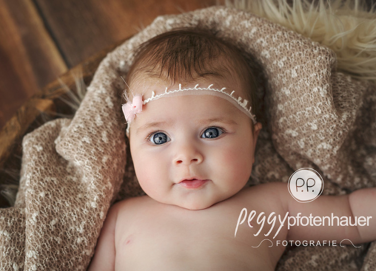 Babyfotografie Erlangen, Babyfotograf Würzburg