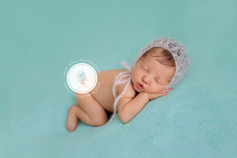 einzigartige_babyerinnerungen_neugeborenenshooting_babyfotograf_anne_deml_fotostudio_muenchen_ingolstadt_geburt_krankenhaus_hebamme_charlotta_010