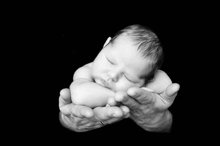 Neugeborenen-Fotoshooting-Ideen-Ann-Geddes-Paderborn-Wynn Photodesign-Ferdinand-20