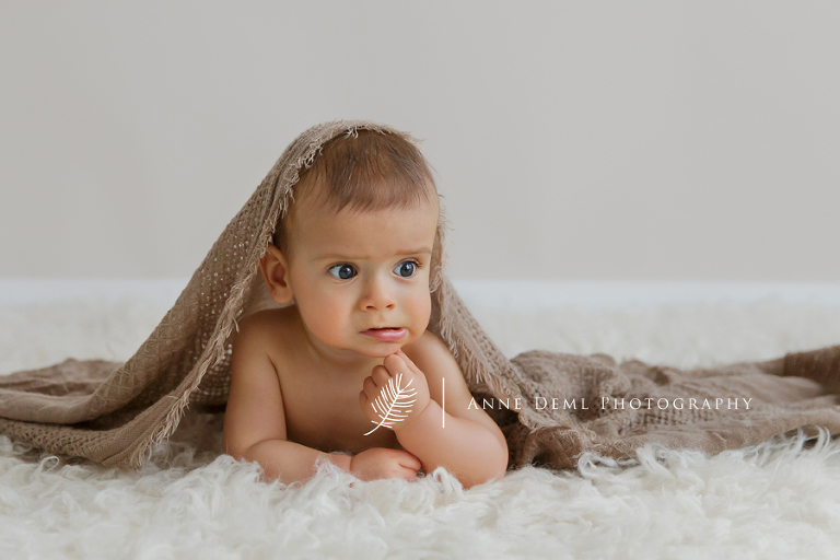 fotostudio_babyfotografie_babyfotos_niedlich_suess_baby_muenchen_ingolstadt_freising_ungestellte_natuerliche_babybilder_leon_16