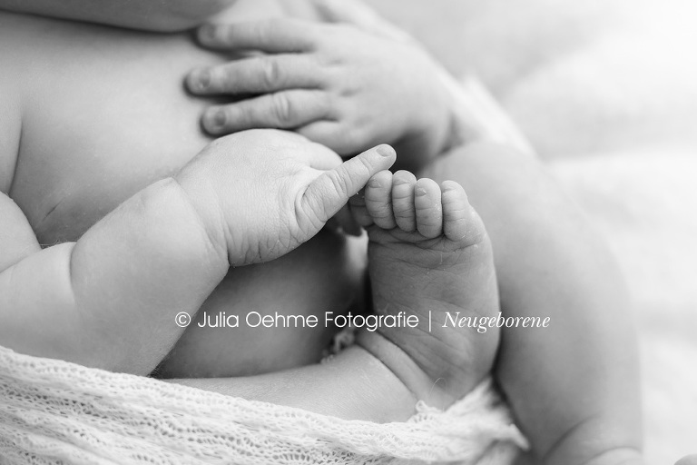 julia oehme neugeborenenfotos natürlich babyfotos mädchen baby