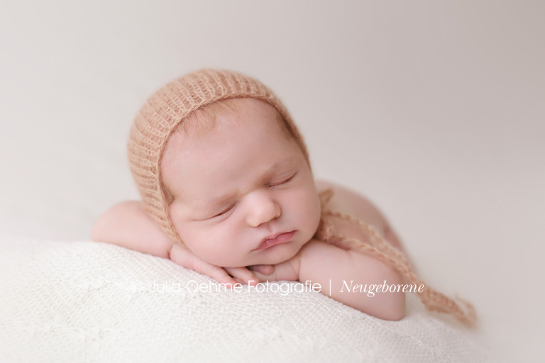 julia oehme neugeborenenfotos natürlich babyfotos mädchen baby