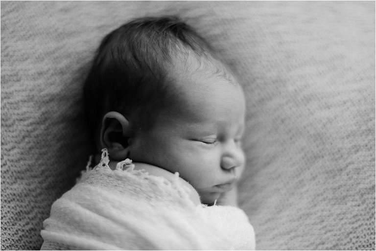 Newborn, Babybilder, Babyfotos, Mamababybilder, Babyfotograf, Newbornfotograf, Fotograf Ostschweiz, Corinne Chollet