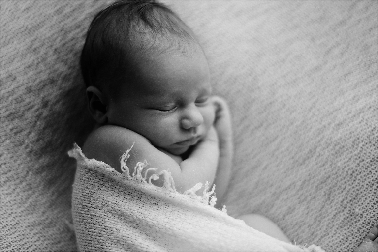 Newborn, Babybilder, Babyfotos, Mamababybilder, Babyfotograf, Newbornfotograf, Fotograf Ostschweiz, Corinne Chollet