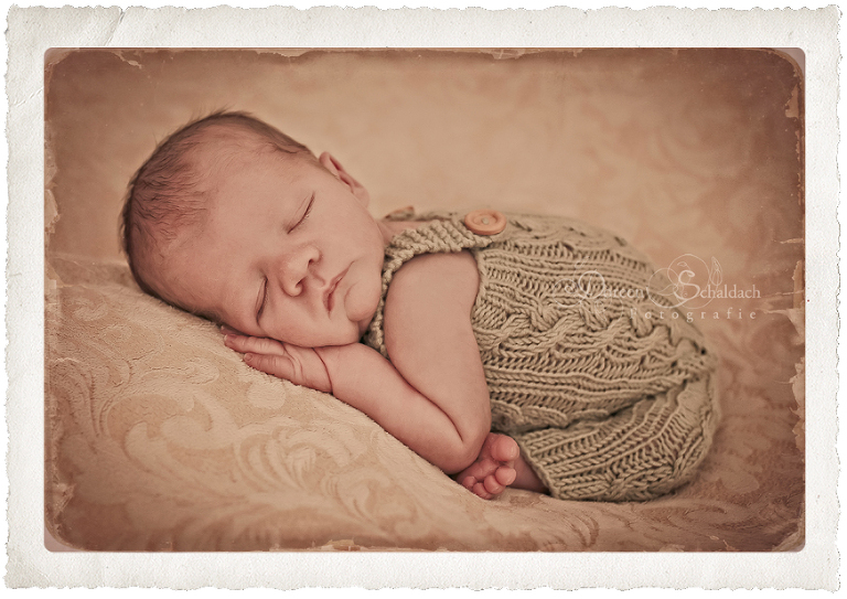 Babyfotos_Neugeborenenfotos_Newborn_Neugeborenenfotografie_natuerlich_zeitlos_zart_Berlin