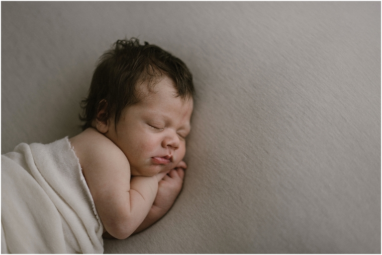 Newborn, Babybilder, Babyfotos, Mamababybilder, Babyfotograf, Newbornfotograf, Fotograf Ostschweiz, Corinne Chollet